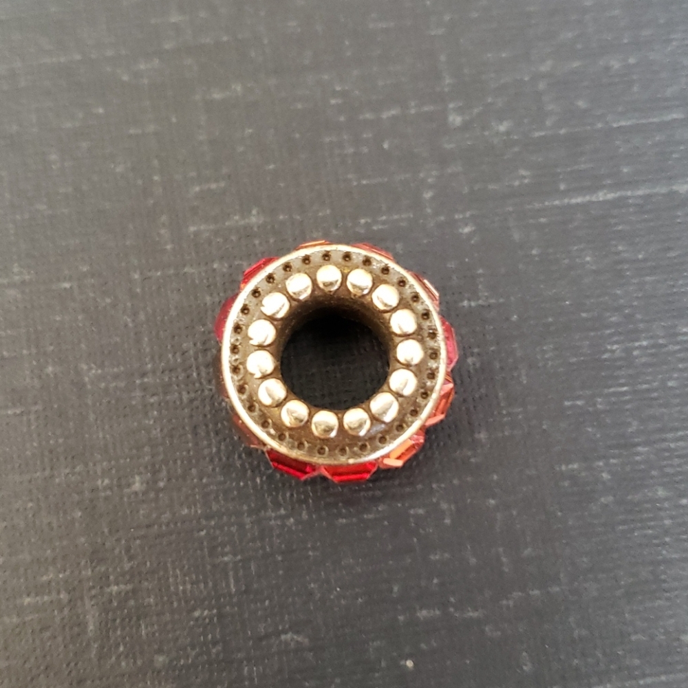 Brighton Bead - Picture 2 of 3
